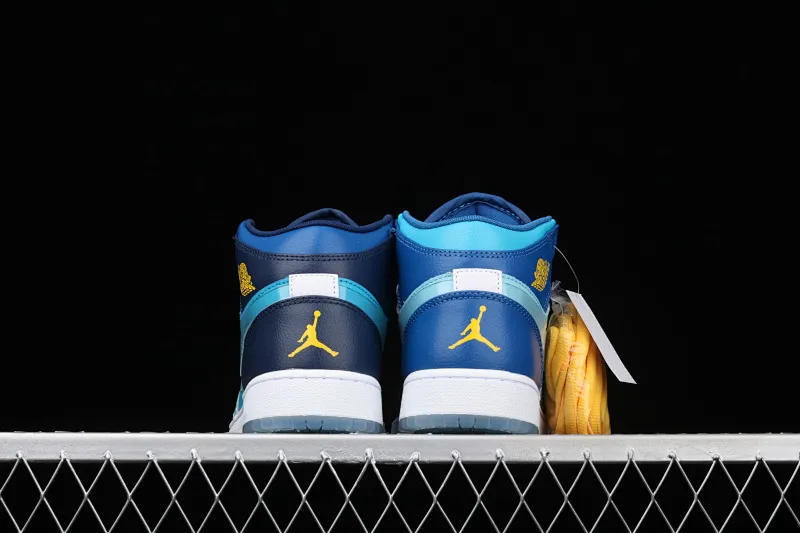 All categories Air Jordan Jordan series basketball shoes Air Jordan 1 Mid Air Jordan 1 Mid GS "FLY Blue" AJ1 Joe 1 Zhongbang "Ice Blue Mandarin Duck Oil Painting" BV7446-400